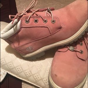 Timberland pink boots